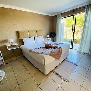 Riverview Pool Resort And Lodge